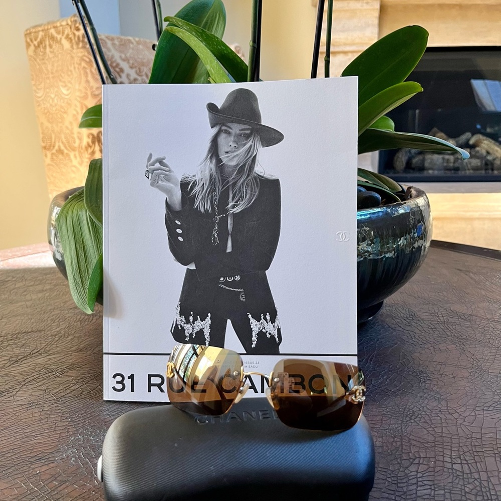 Authentic Chanel Kylie rimless sunglasses gold crystals 4017 D vintage